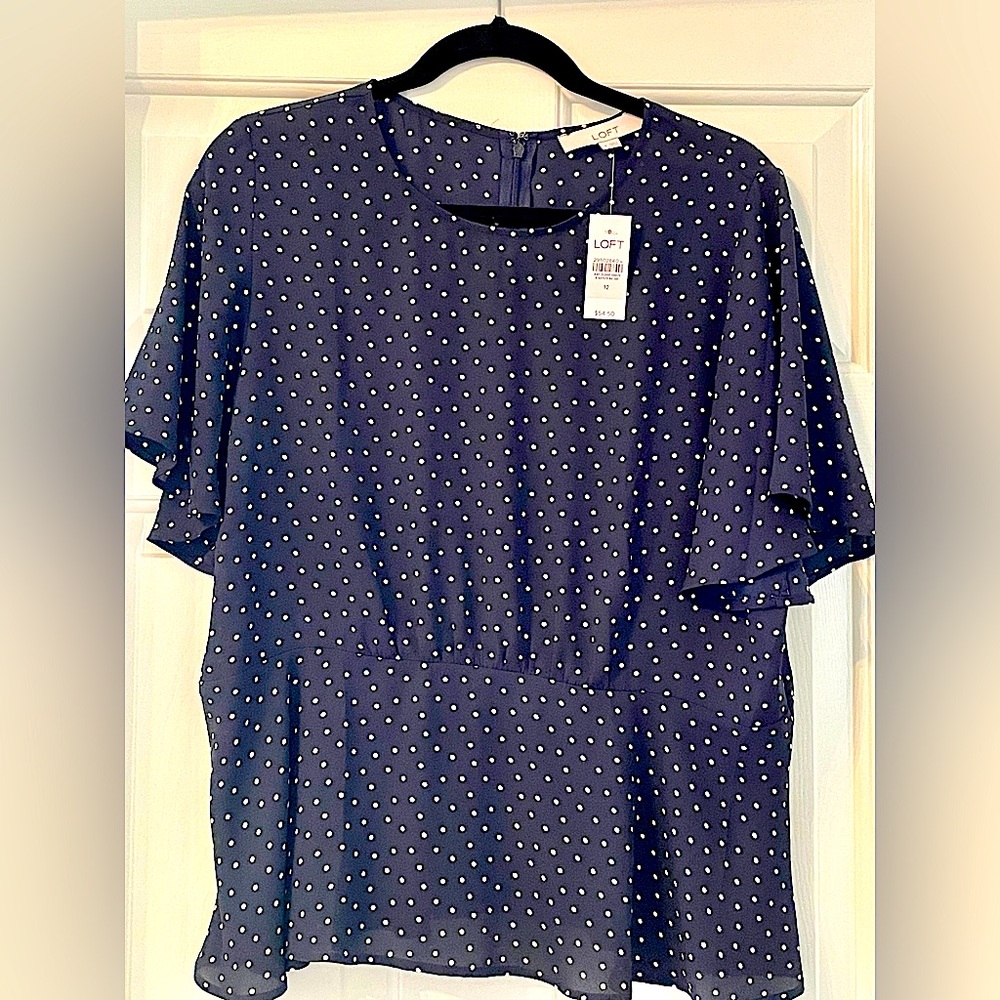 NWT NEW LOFT Flutter sleeve Peplum Top - Navy polka dot- Sz 12